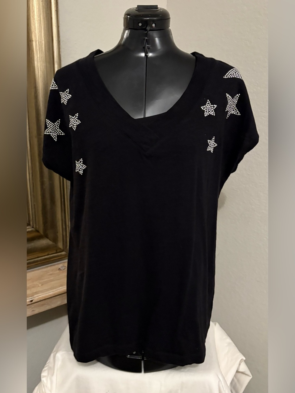 For The Republic Women’s Black Star Studded Shirt Size L
